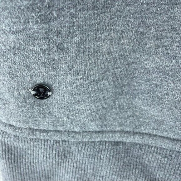 Lululemon Sweatshirt button down Womens Size 6 Gray 0682 - Picture 6 of 7